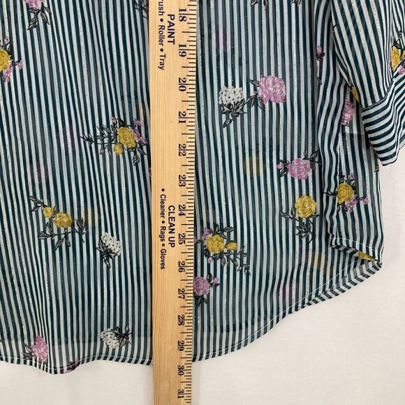 Torrid Harper size 2X Striped Floral Lurex Chiffon V Neck Button Popover Top - Picture 7 of 12
